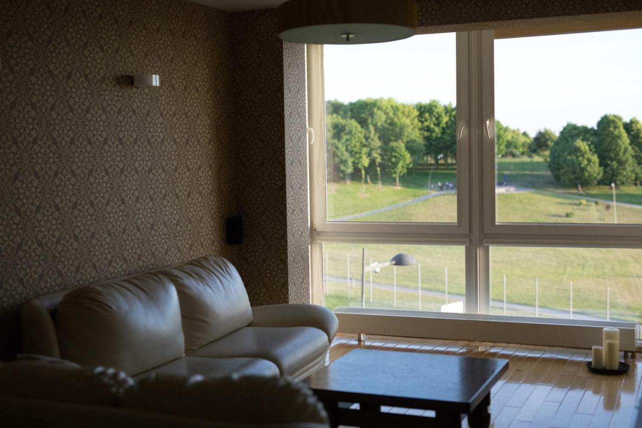 Cozy Apartment With A Wonderful Lake View Telšiai Exterior foto